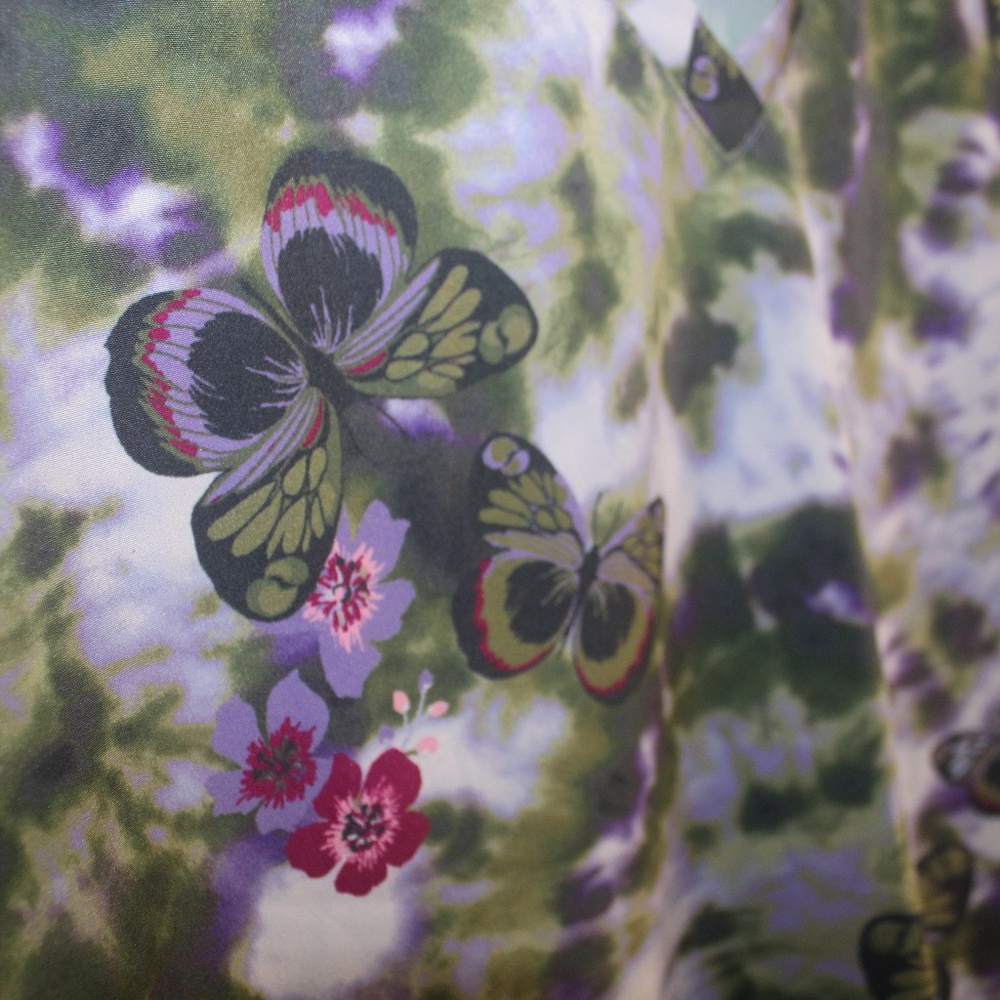 PreLoved Beyond Scrubs Womens Butterfly Floral Tie Dye  Scrub top in Sz (XL) - Picture 6 of 11